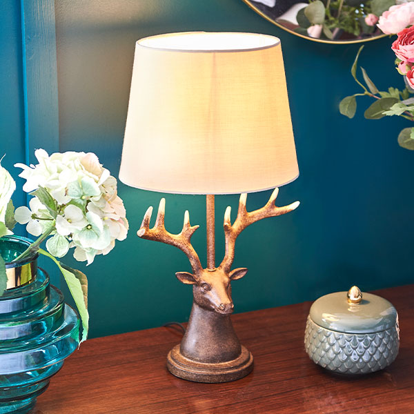 Take a walk on the wild side: Discover the Animal Lighting Trend